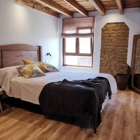 Nogalia Villanueva de los Nabos